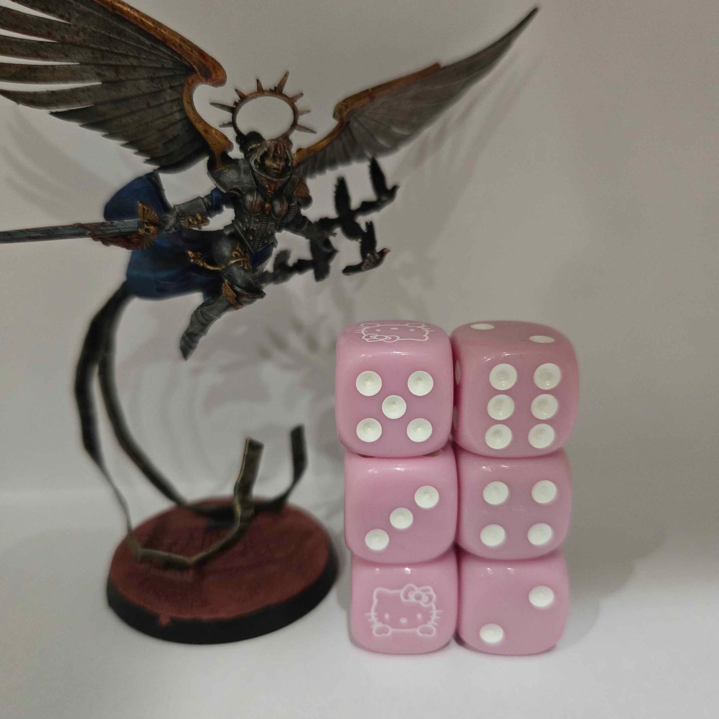 10 dés 16mm Hello Kitty